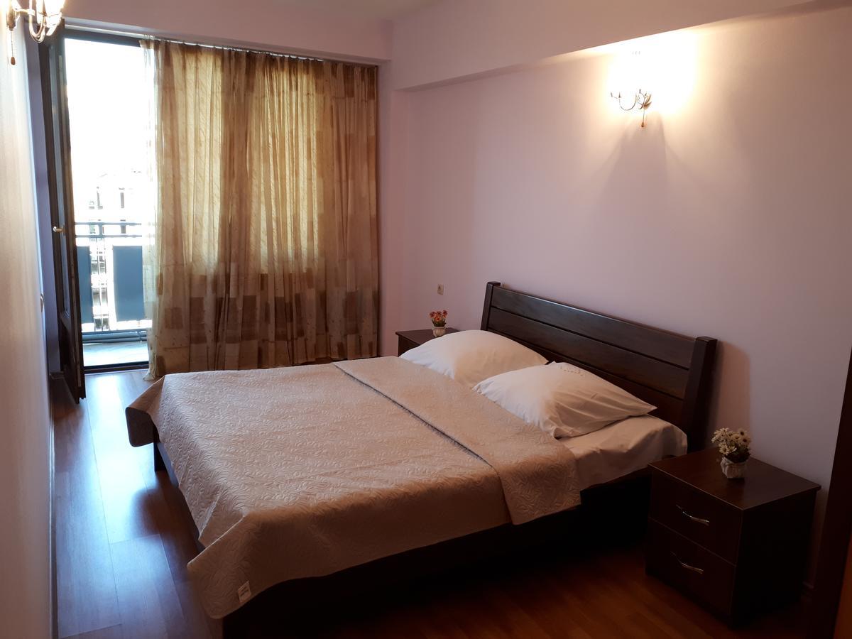 Apartment Archil Batumi Ngoại thất bức ảnh